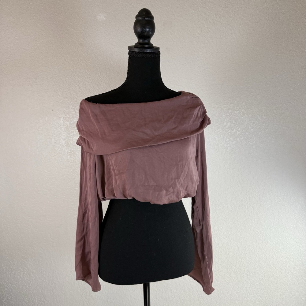 Free People pink Asymmetrical Off The Shoulder Blouse Pink Size 4 Cropped